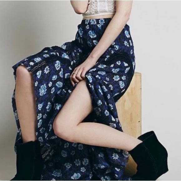 Free People Zoe Blue Floral Lace Boho Maxi XS Extra Small Western Flowy Skirt - Picture 3 of 6